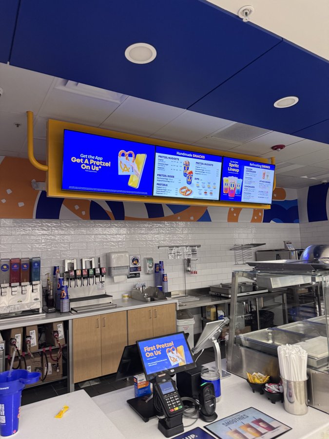 Sheetz interior counter space